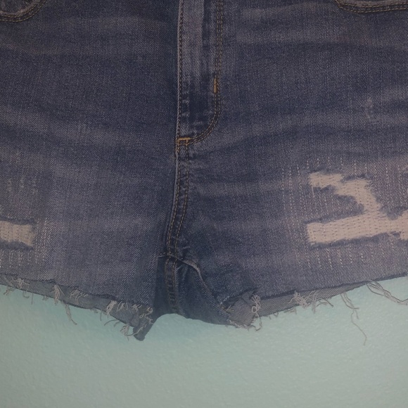 Cut off shorts - Picture 2 of 3